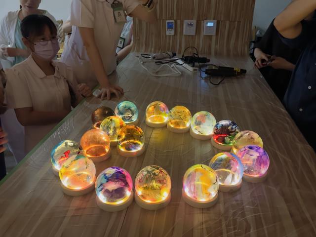 115年舒心紓壓~療心室之酒精潑墨畫